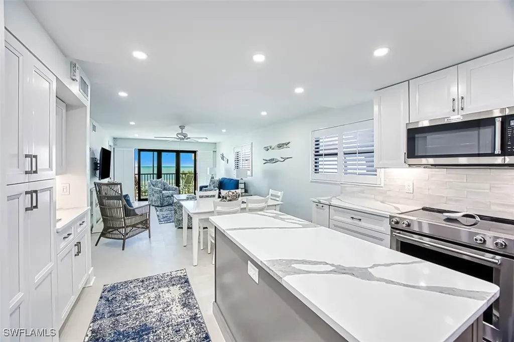 2230 Camino Del Mar Drive Sanibel FL 33957