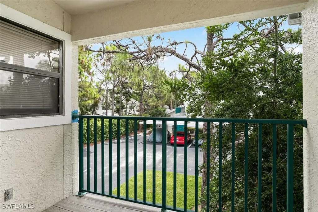 81 Emerald Woods Drive Naples FL 34108-0503