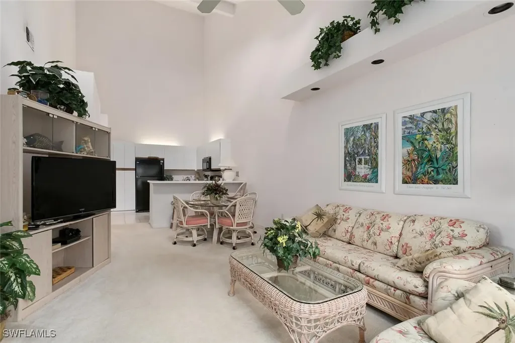 81 Emerald Woods Drive Naples FL 34108-0503