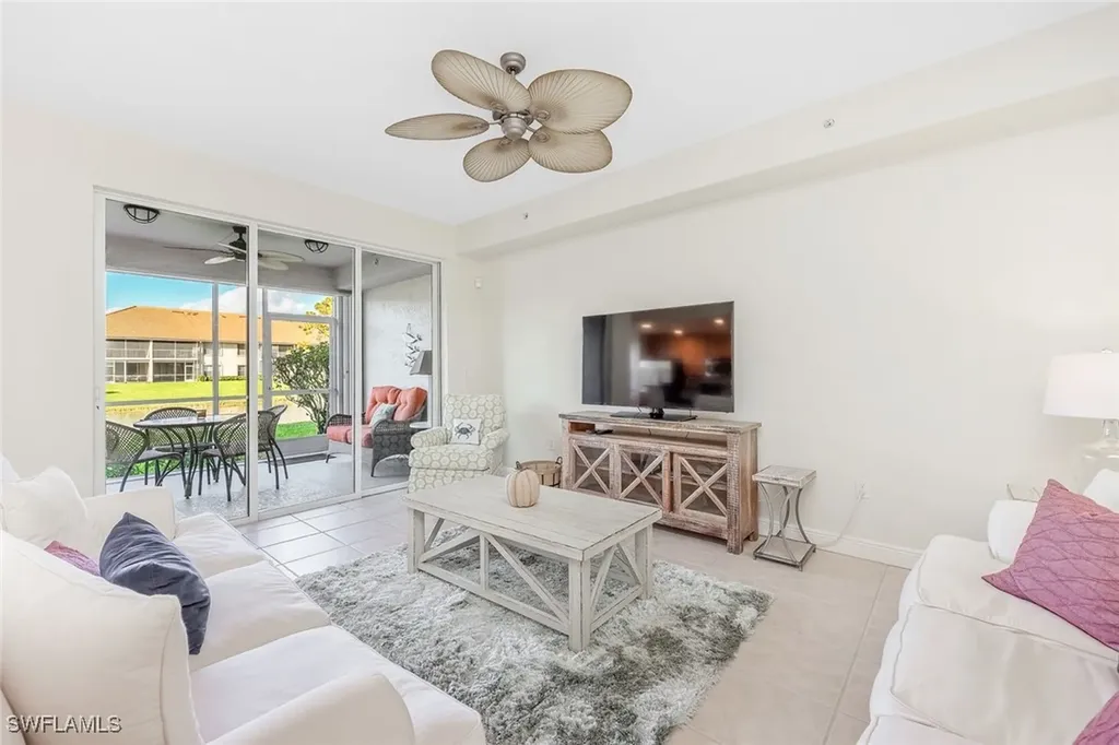 1128 Manor Lake Drive Naples FL 34110