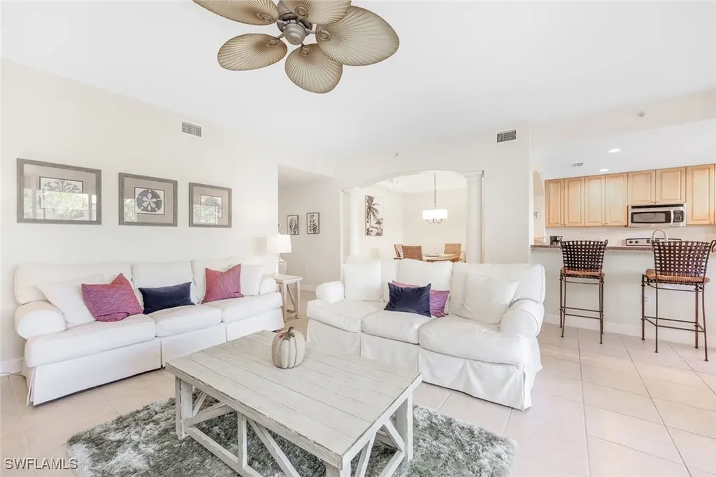 1128 Manor Lake Drive Naples FL 34110