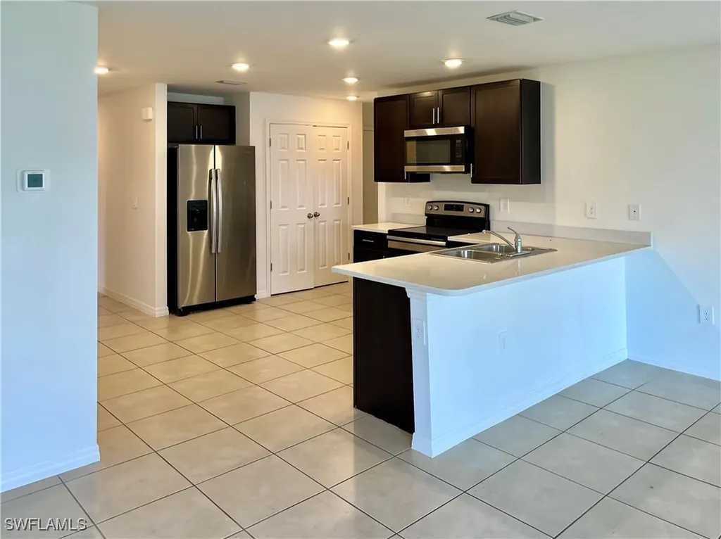 8032 Marsh Circle Labelle FL 33935