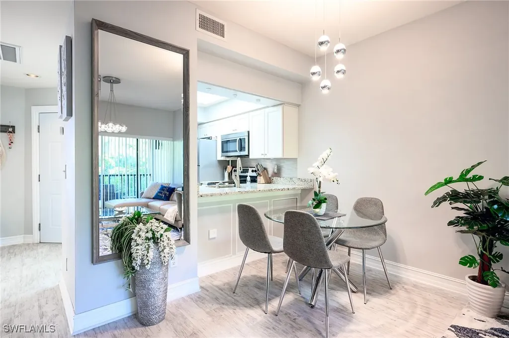 3323 Olympic Drive Naples FL 34105