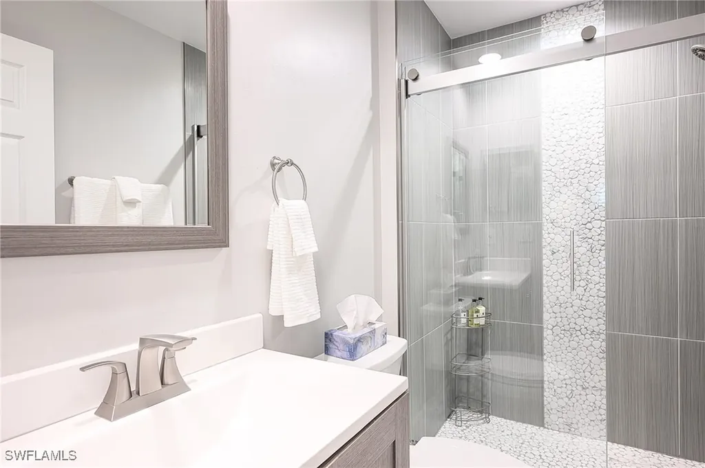 3323 Olympic Drive Naples FL 34105