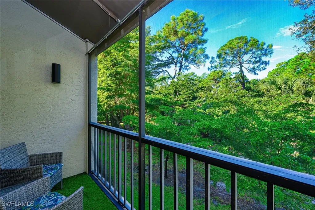 3323 Olympic Drive Naples FL 34105