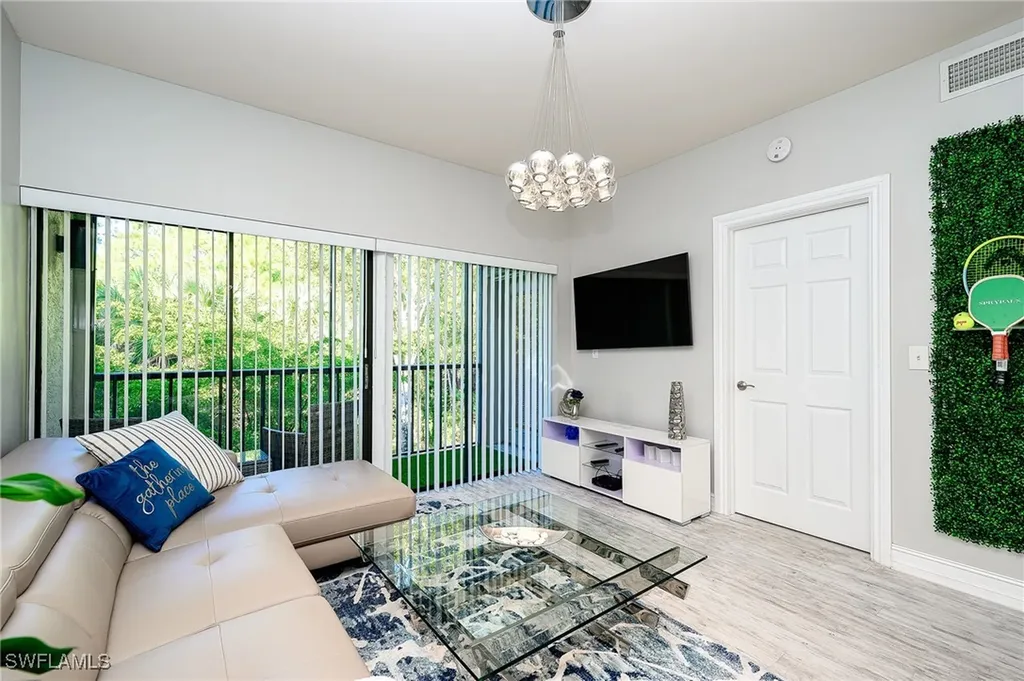 3323 Olympic Drive Naples FL 34105