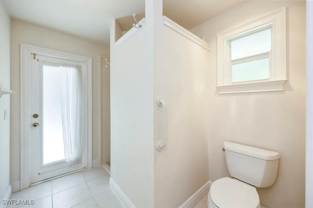 2457 Dorset Court Naples FL 34112