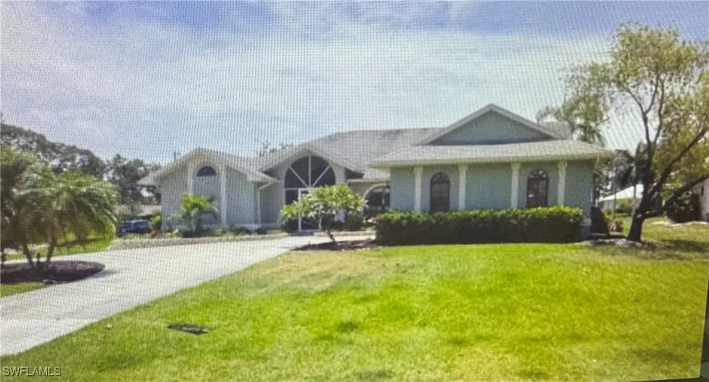 1204 SW 19th Lane Cape Coral FL 33991