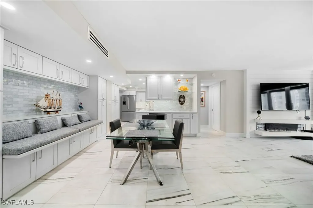 4001 Gulf Shore Boulevard N Naples FL 34103