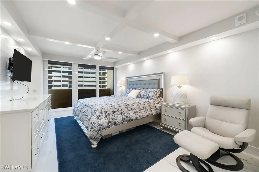 4001 Gulf Shore Boulevard N Naples FL 34103