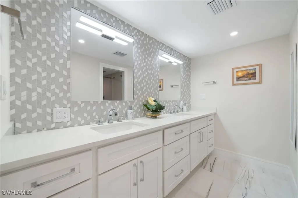 4001 Gulf Shore Boulevard N Naples FL 34103