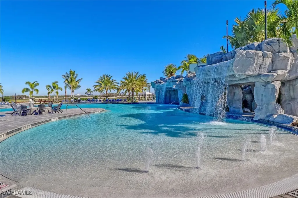 17548 Kinzie Lane Estero FL 33928