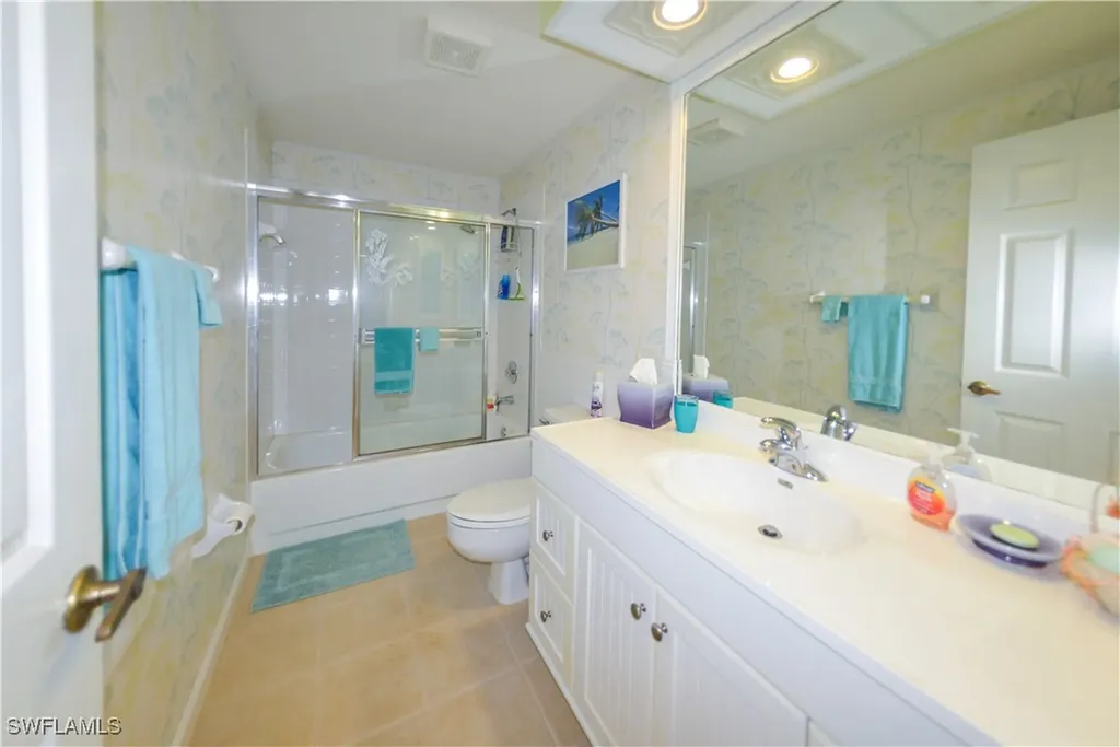 1614 Beach Parkway Cape Coral FL 33904