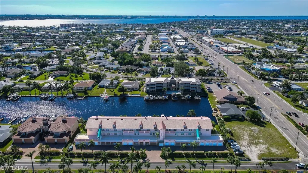 1614 Beach Parkway Cape Coral FL 33904
