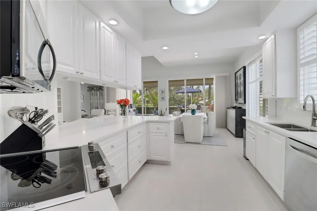 4733 Navassa Lane Naples FL 34119