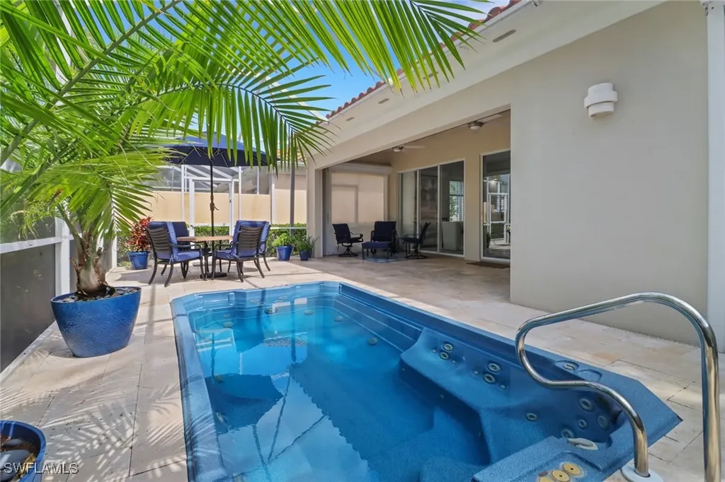 4733 Navassa Lane Naples FL 34119
