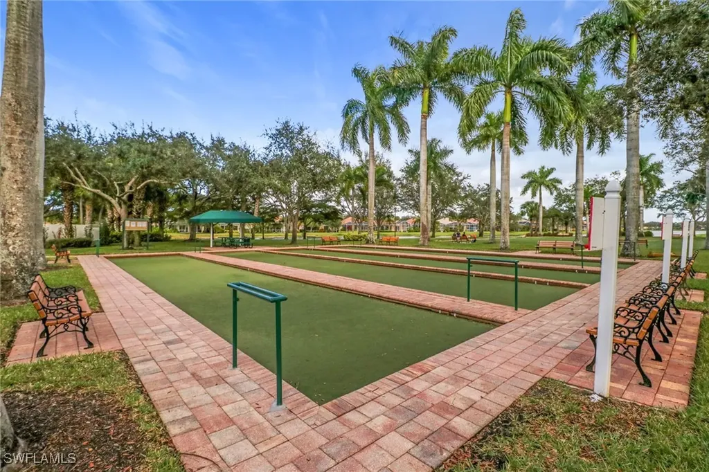 4733 Navassa Lane Naples FL 34119