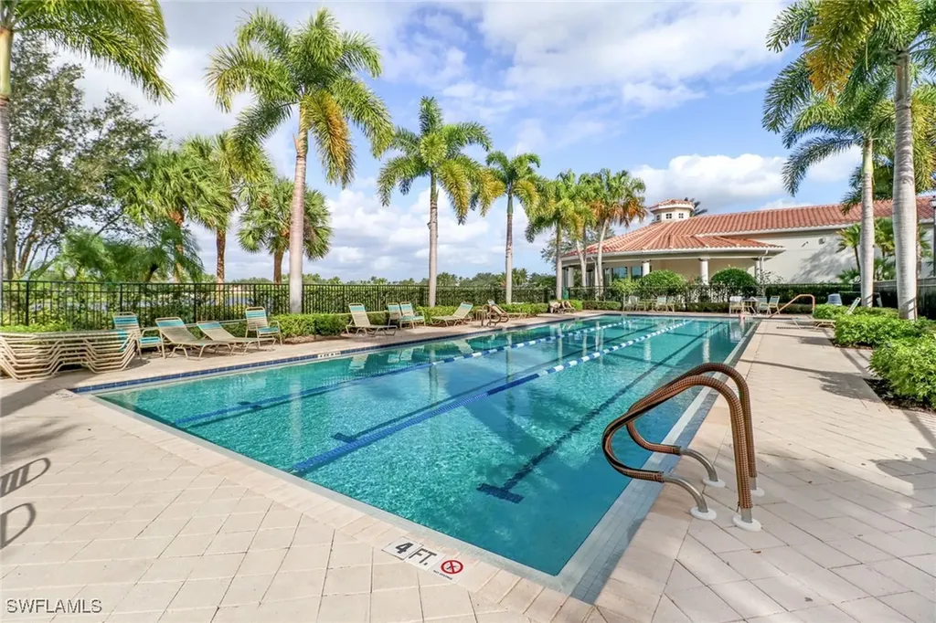 4733 Navassa Lane Naples FL 34119