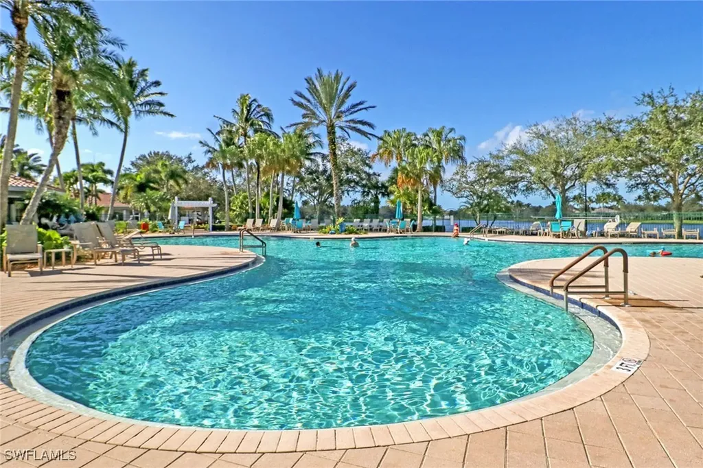 4733 Navassa Lane Naples FL 34119