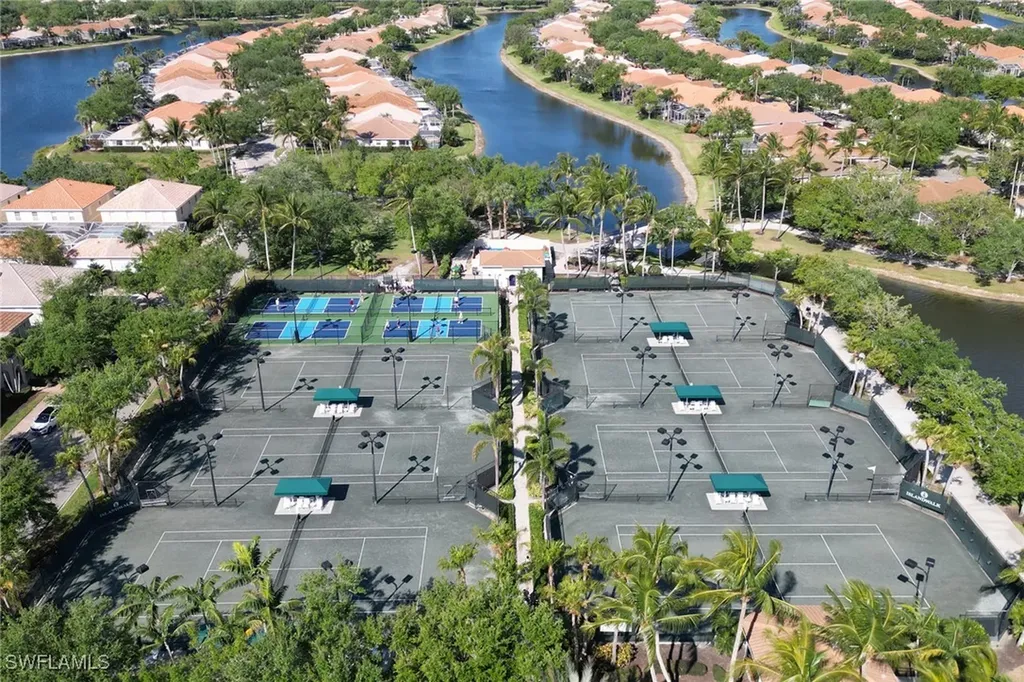 4733 Navassa Lane Naples FL 34119
