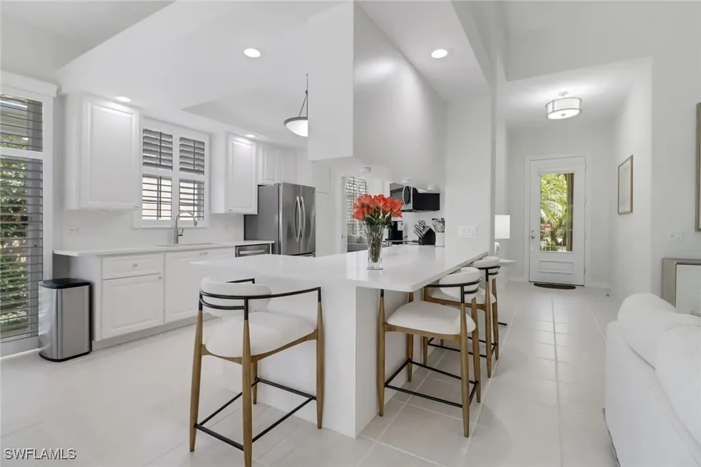 4733 Navassa Lane Naples FL 34119