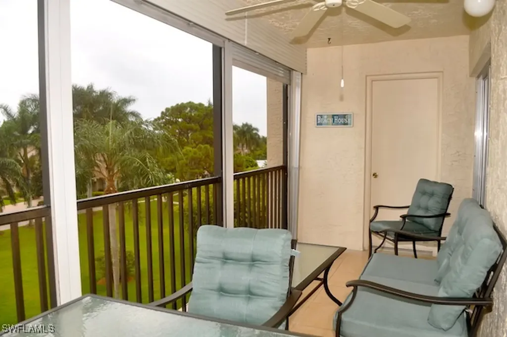 555 Park Shore Drive Naples FL 34103