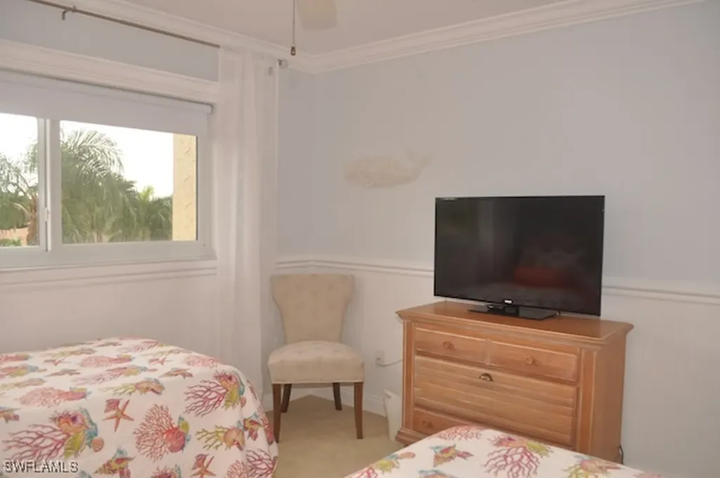555 Park Shore Drive Naples FL 34103