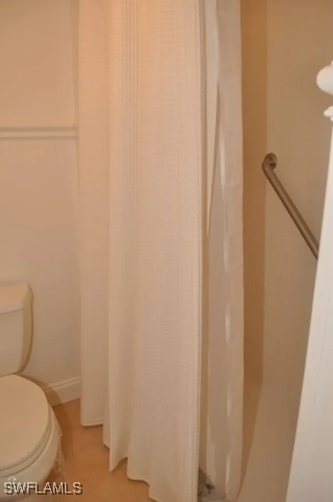 555 Park Shore Drive Naples FL 34103