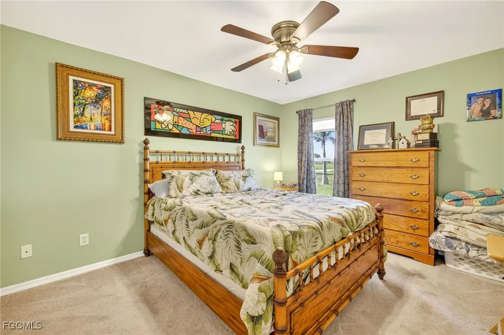1424 NE 19th Avenue Cape Coral FL 33909