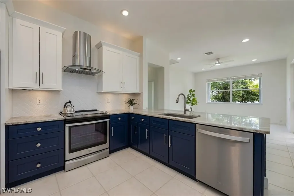 1087 Port Orange Way Naples FL 34120