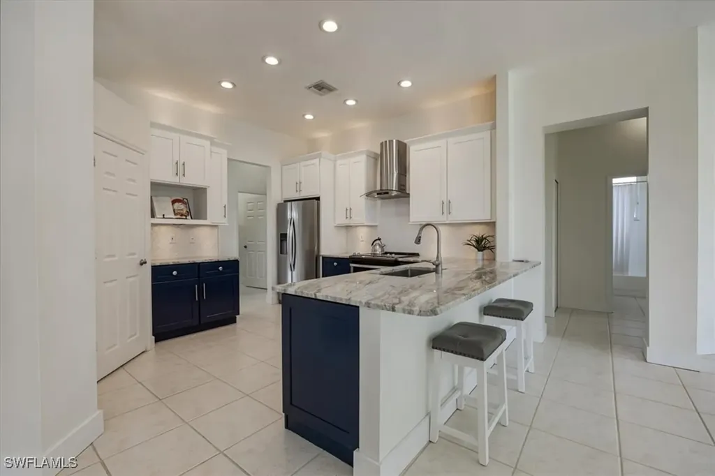 1087 Port Orange Way Naples FL 34120