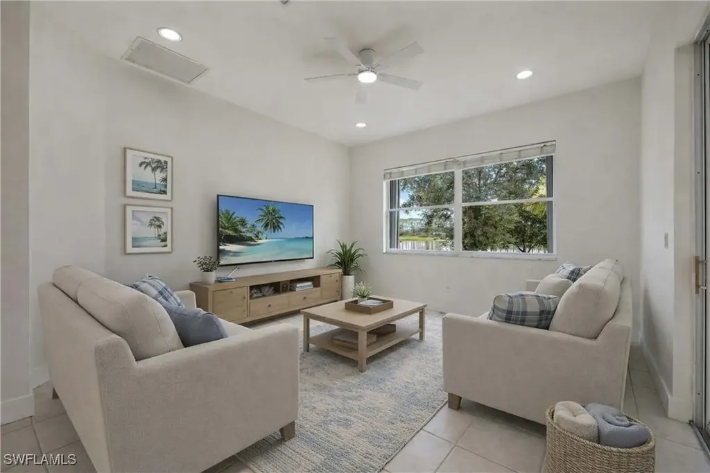 1087 Port Orange Way Naples FL 34120