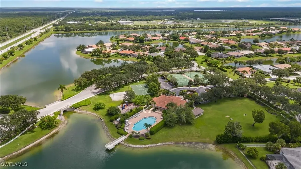 1087 Port Orange Way Naples FL 34120