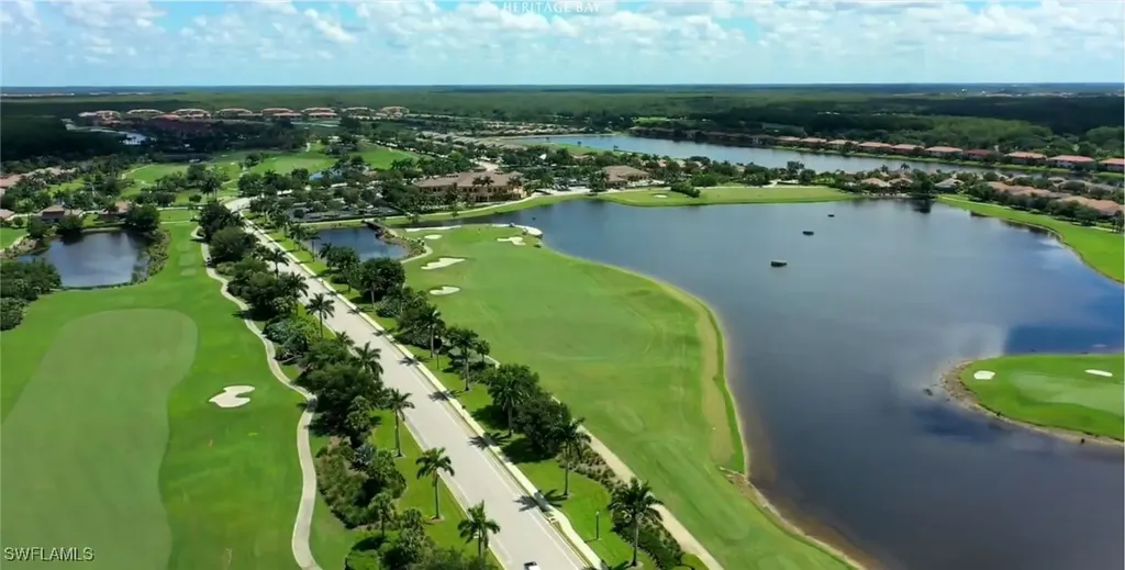 10572 Smokehouse Bay Drive Naples FL 34120