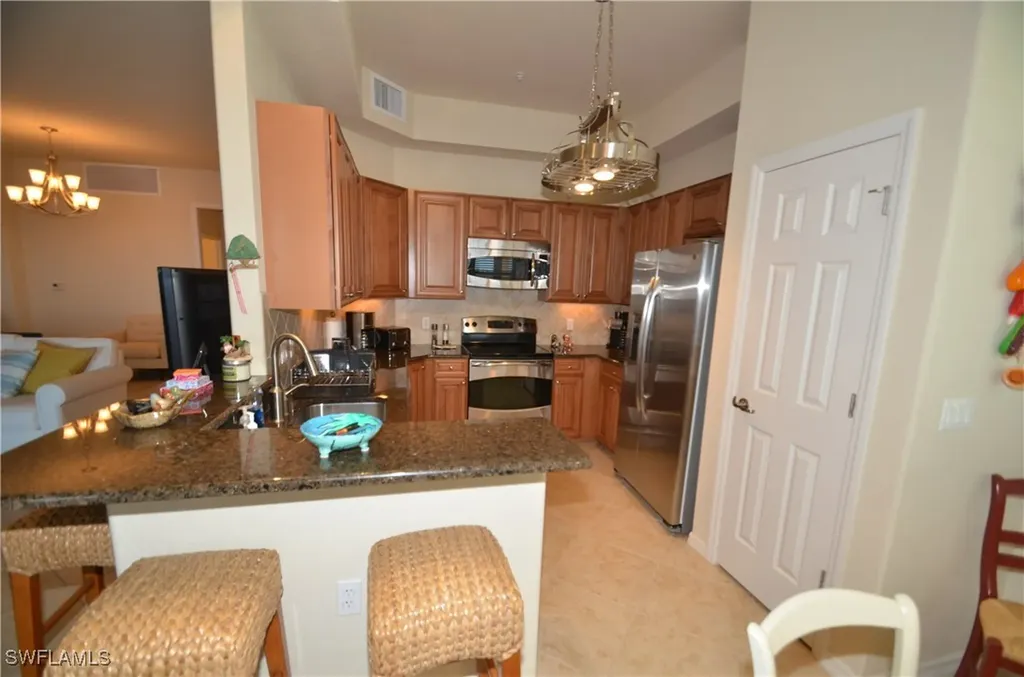 10572 Smokehouse Bay Drive Naples FL 34120