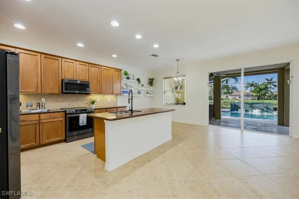 14630 Fern Lake Court Naples FL 34114