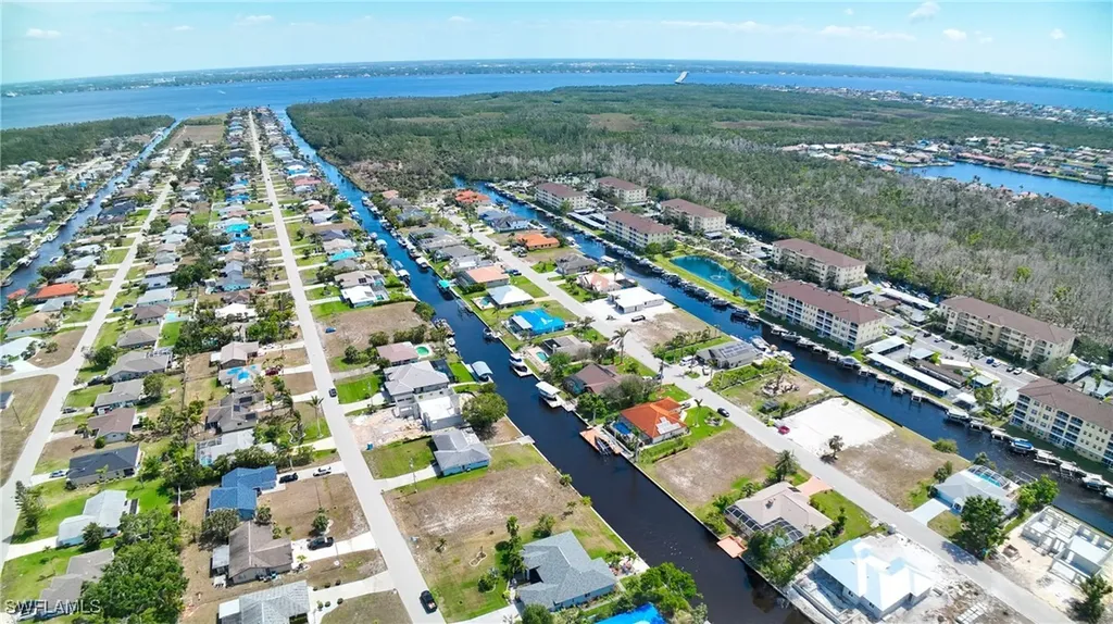 1874 Coral Point Drive Cape Coral FL 33990