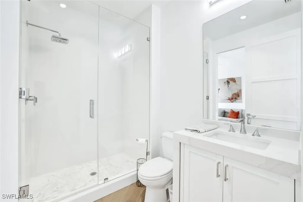 850 Central Avenue Naples FL 34102