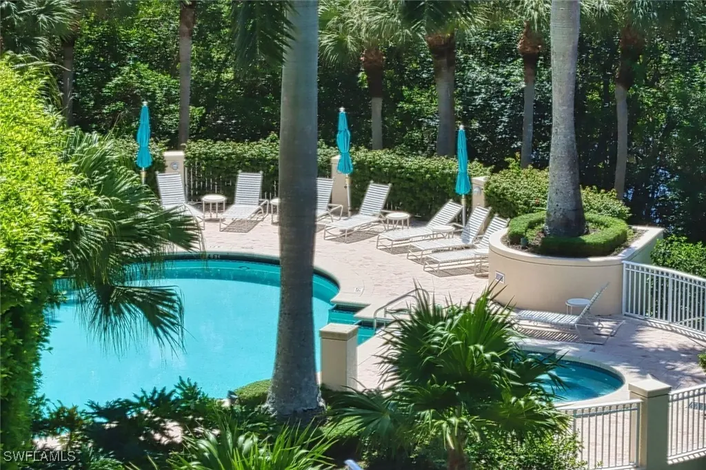 8990 Bay Colony Drive Naples FL 34108