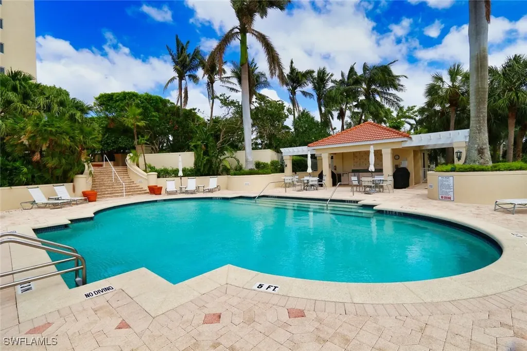 8990 Bay Colony Drive Naples FL 34108