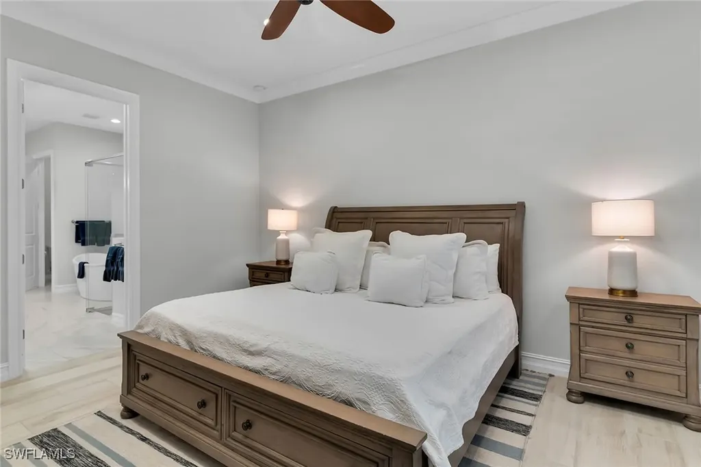 14224 Laguna Springs Lane Naples FL 34114