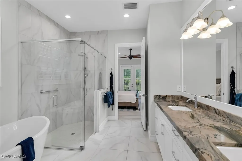 14224 Laguna Springs Lane Naples FL 34114