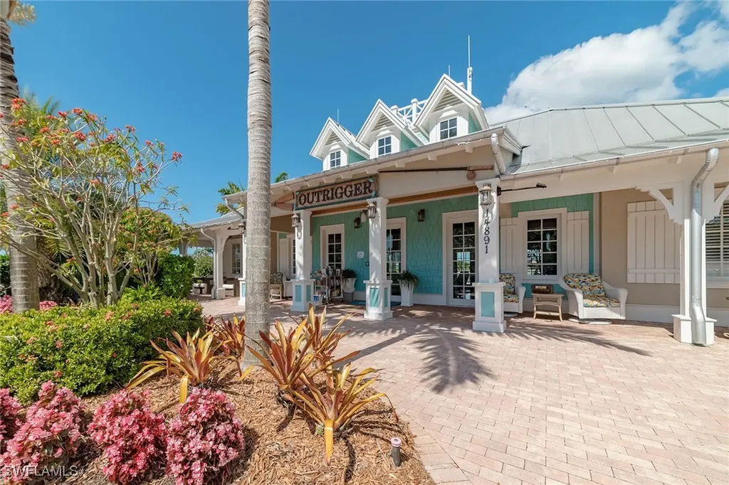 14224 Laguna Springs Lane Naples FL 34114