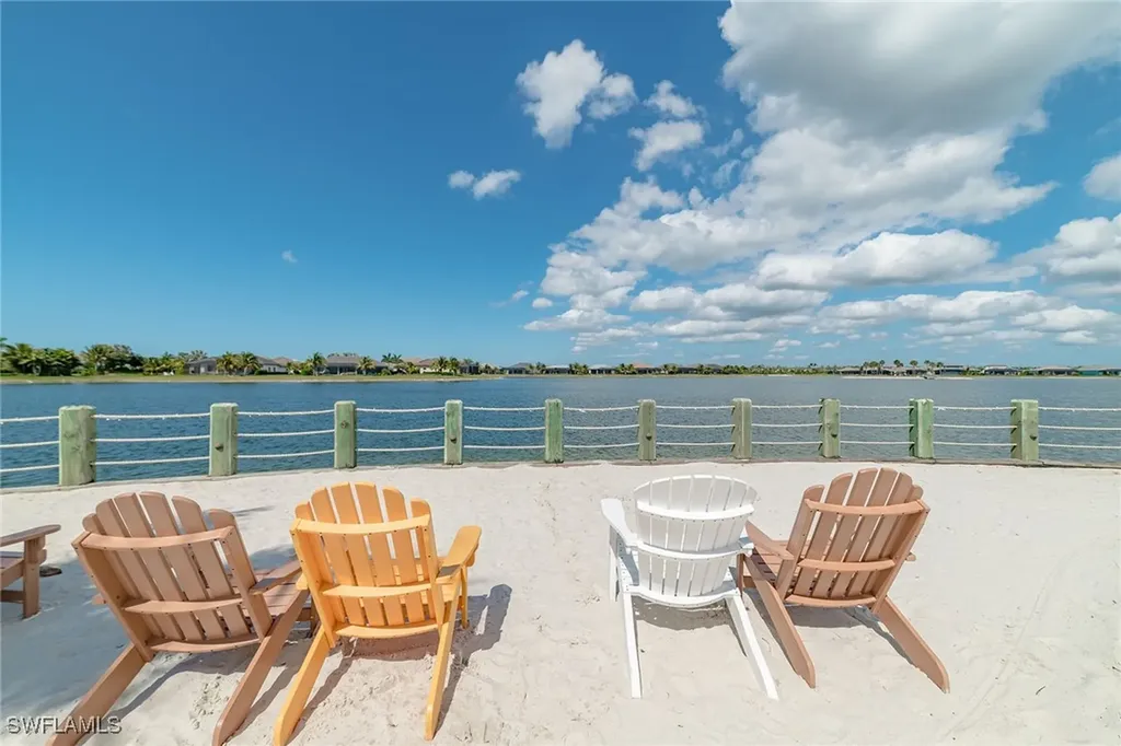 14224 Laguna Springs Lane Naples FL 34114