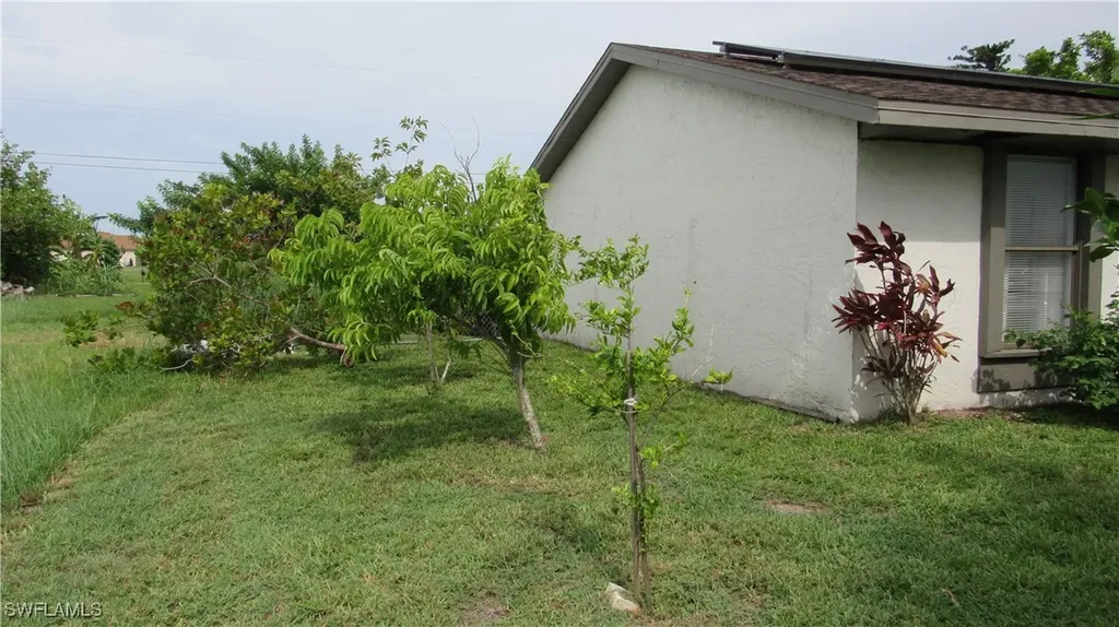 1409 NW 7th Place Cape Coral FL 33993