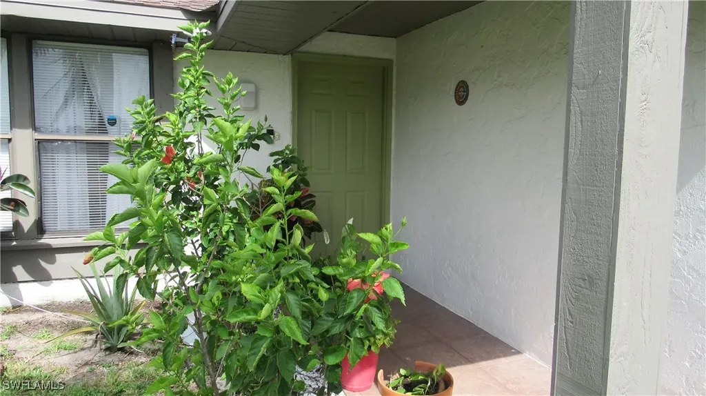 1409 NW 7th Place Cape Coral FL 33993