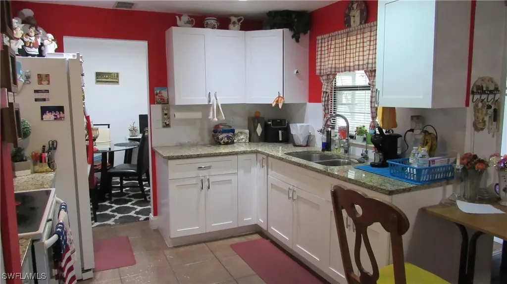 1409 NW 7th Place Cape Coral FL 33993