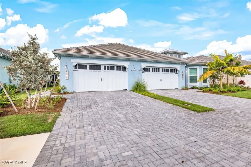 6875 Saona Court Naples FL 34113