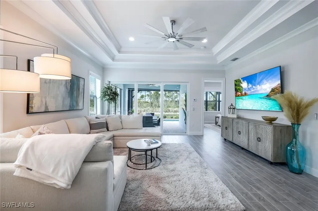 6875 Saona Court Naples FL 34113