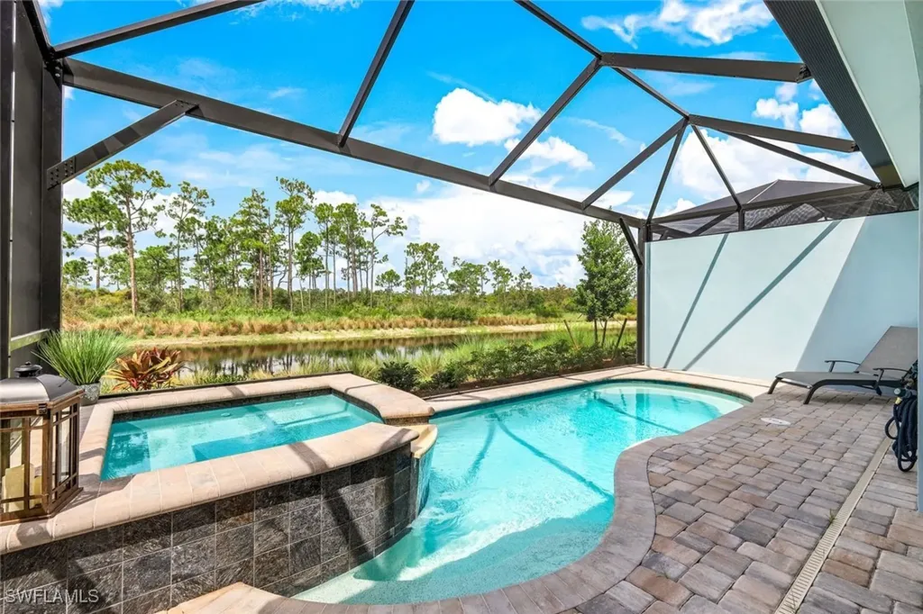 6875 Saona Court Naples FL 34113